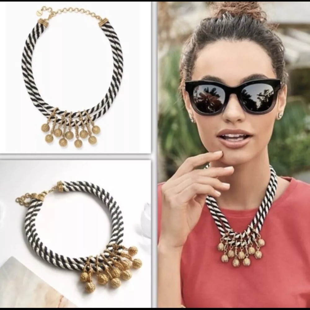Stella Dot Kaiani Statement Necklace